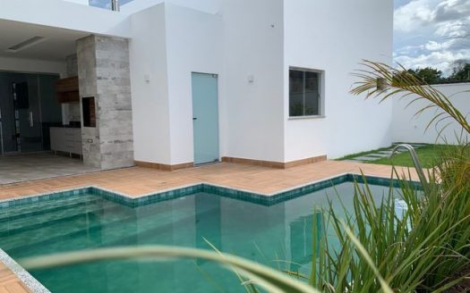High standard house in Santarém condominium
