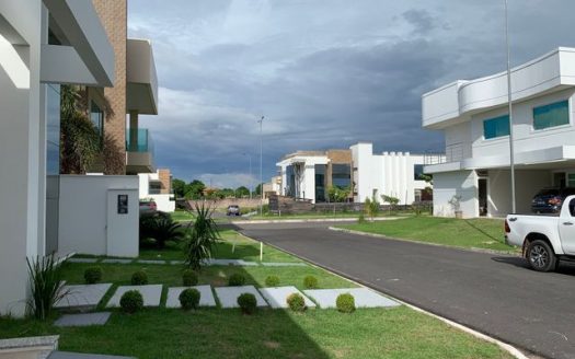 High standard house in Santarém condominium