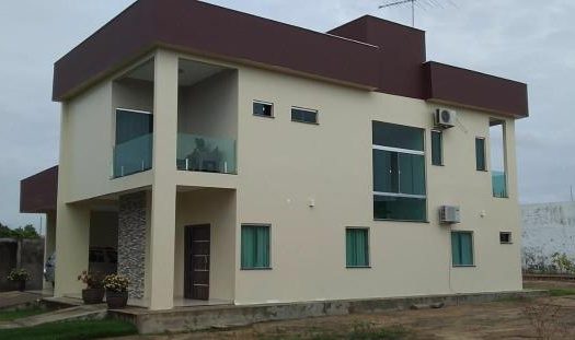 Large house in prime area of ​​Boa Vista
