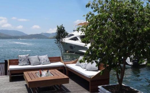 Heavenly house in Mambucaba