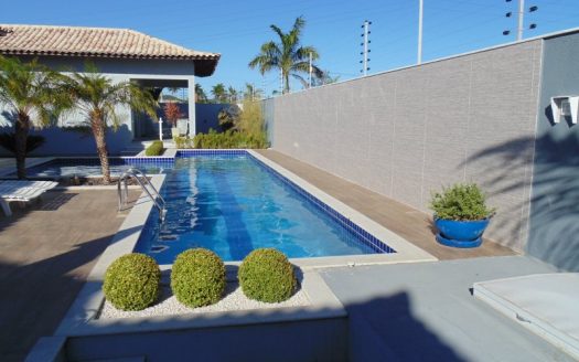Elegant and modern house in Portinho