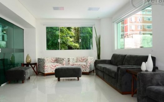 Top apartment in the city center