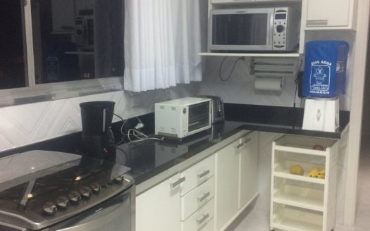 Wonderful apartment in the central area facing the sea