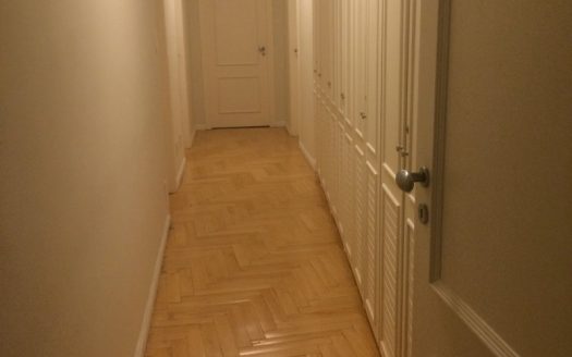 Wonderful apartment in the central area facing the sea