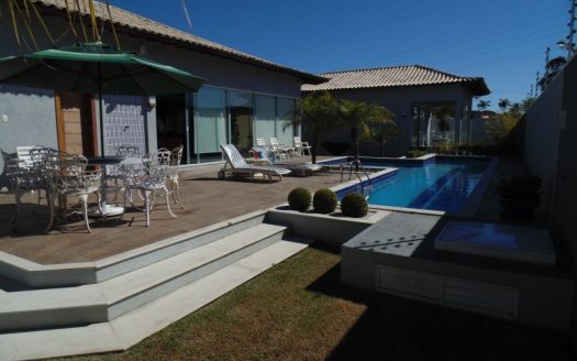 Elegant and modern house in Portinho
