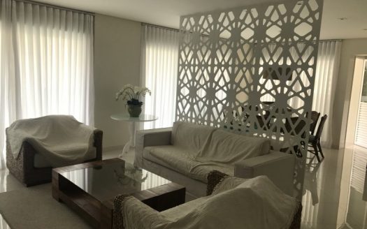 Top apartment in the city center