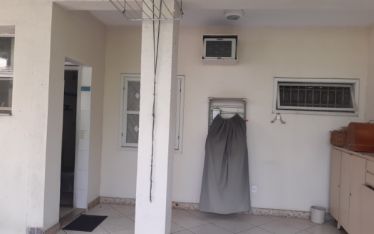 Modern house on Ilha do Boi