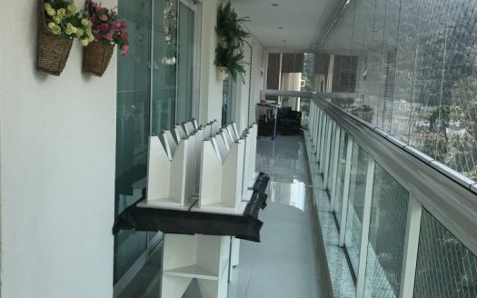 Top apartment in the city center