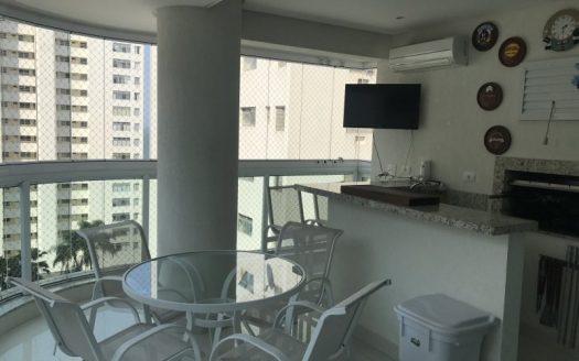 Top apartment in the city center