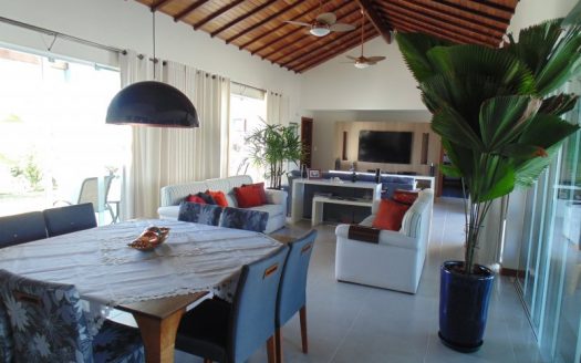 Elegant and modern house in Portinho