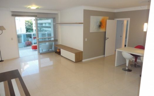 Furnished apartment in Jurerê Internacional