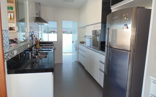 Elegant and modern house in Portinho