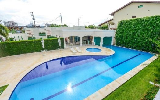 Excellent duplex house in great location De Lourdes