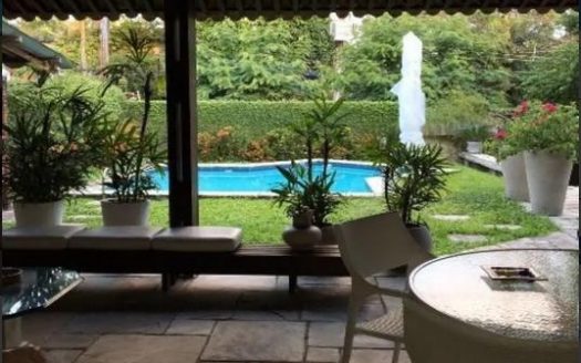 Beautiful house in Poço da Panela