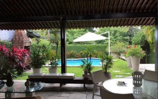 Beautiful house in Poço da Panela