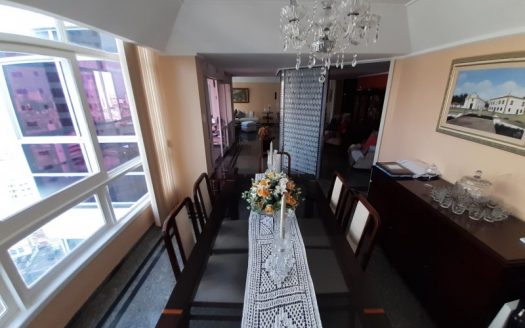 Top penthouse in Graça neighborhood
