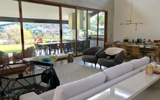 Beautiful house in condominium in Jardim Maristela