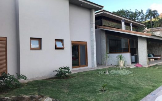 Beautiful house in condominium in Jardim Maristela