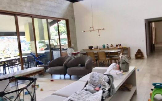 Beautiful house in condominium in Jardim Maristela