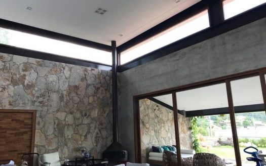 Beautiful house in condominium in Jardim Maristela