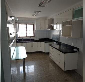 Great apartment with sea view in Jardim Renascença