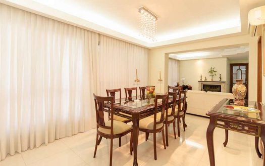 Apartment show in the central area of ​​the city