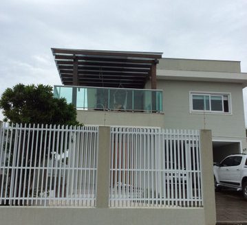 Beautiful sea front house in Piçarras