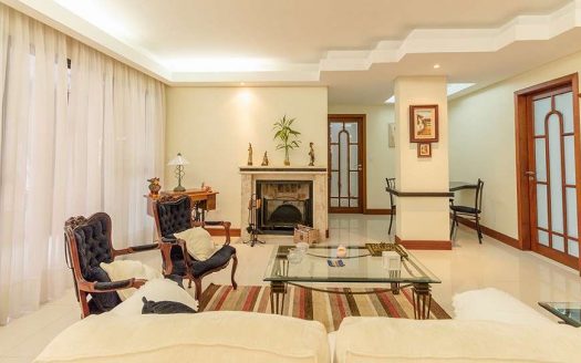 Apartment show in the central area of ​​the city