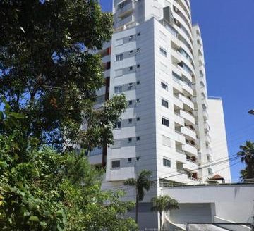 Wonderful penthouse with panoramic views in Capoeiras