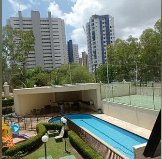Great apartment with sea view in Jardim Renascença