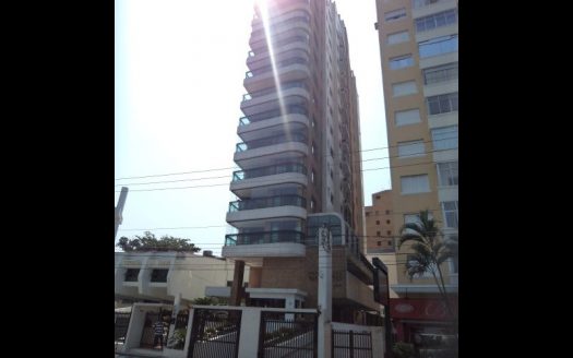 Top beachfront apartment in Aparecida