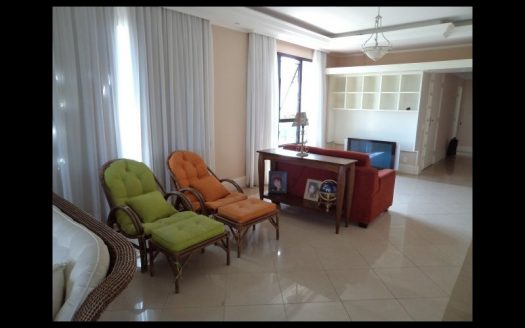 Top beachfront apartment in Aparecida
