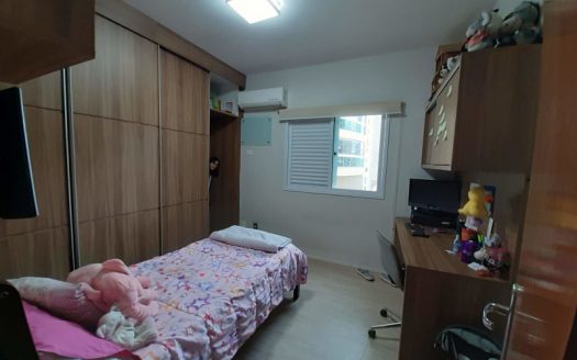 Spacious apartment near the beach in Boqueirão