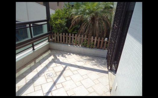 Top beachfront apartment in Aparecida
