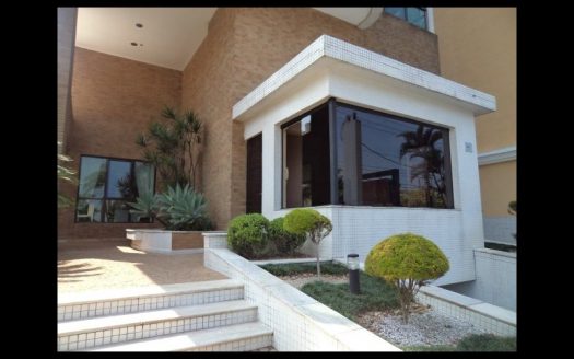 Top beachfront apartment in Aparecida