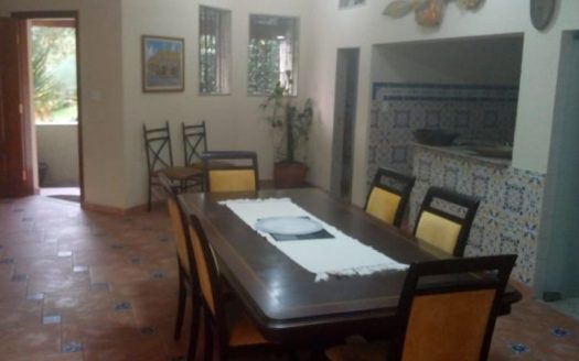 Spectacular colonial house in Morro da Nova Cintra