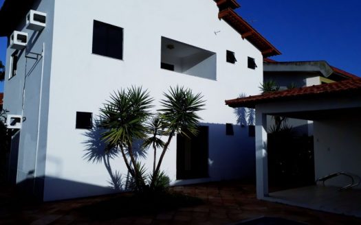 Beautiful duplex house in Parque Verde