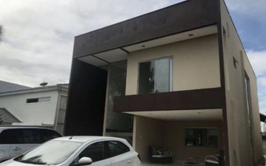Great house in Parque Verde