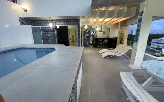 Excellent duplex penthouse in Jardim Renascença