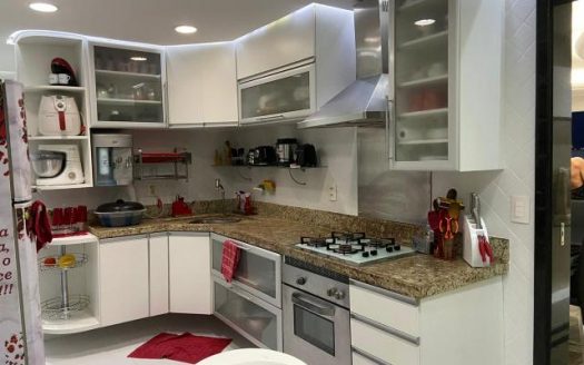Excellent duplex penthouse in Jardim Renascença
