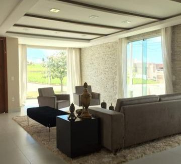 Beautiful house in Condominium Alphaville