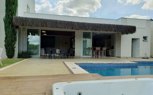 Beautiful high standard house in Vila Rezende