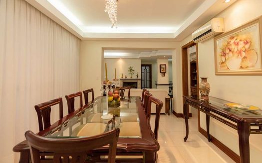 Apartment show in the central area of ​​the city
